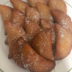 A picture of Damascene sweets.