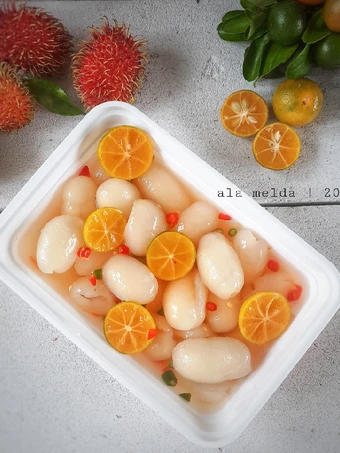 Easy Ways Make Recipes Asinan Rambutan the Delicious Make You Drink.