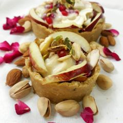 A picture of Fruit Cream Tart.