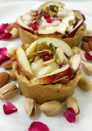 A picture of Fruit Cream Tart.
