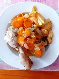 Una foto de Muslos de pollo a la cerveza