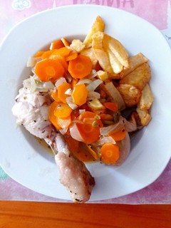 Una foto de Muslos de pollo a la cerveza