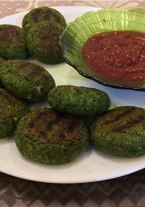 A picture of Hara bhara kabab.