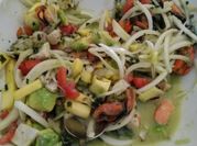 Una foto de ceviche peruano