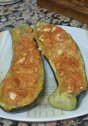 Una foto de Calabacines rellenos de atún y bacalao súper súper ricos