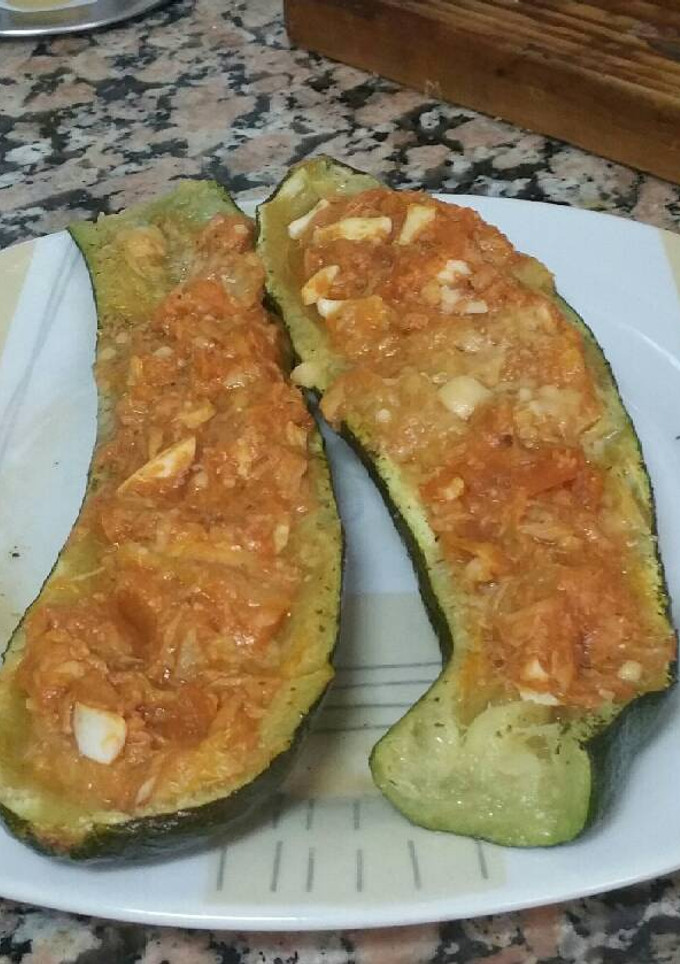 Una foto de Calabacines rellenos de atún y bacalao súper súper ricos