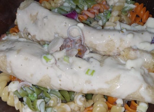Una foto de Canelones en salsa blanca con fideo