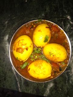 एग करी (Egg Curry Recipe in Hindi) रेसिपी मुख्य फोटो
