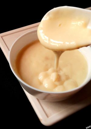 A picture of Homemade Condensed Milk.