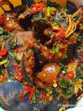 Vegetable sauce with snails and pomo