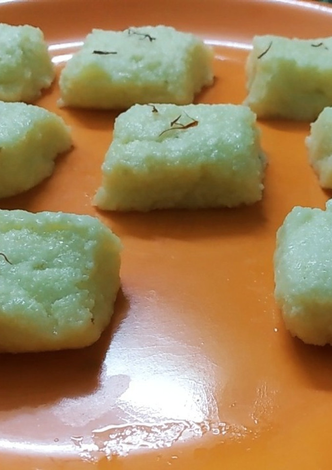 ரவா கேக் செய்முறை முக்கிய புகைப்படம்