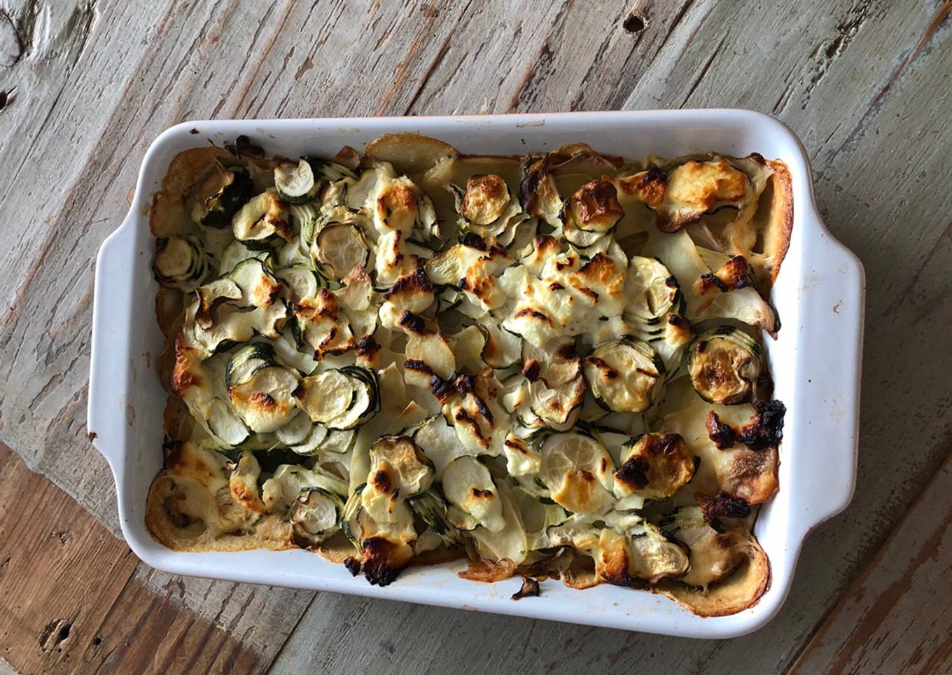 Gratin de pommes de terre courgettes