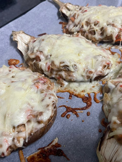 Una foto de Berenjenas rellenas de carne
