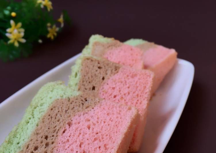 Cara mudah meracik Rainbow 🌈 chiffon cake yang Bisa Manjain Lidah