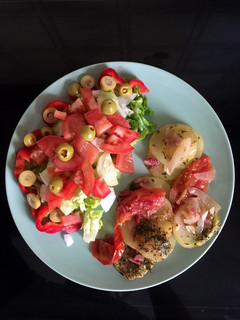 Una foto de Ensalada y patata