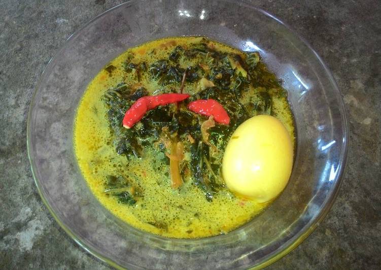 Resep Gulai Daun Singkong + Telur yang Lezat