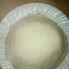 A picture of White ugali.