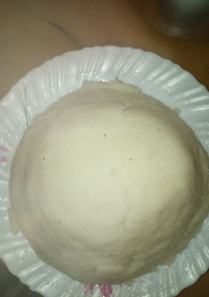 A picture of White ugali.