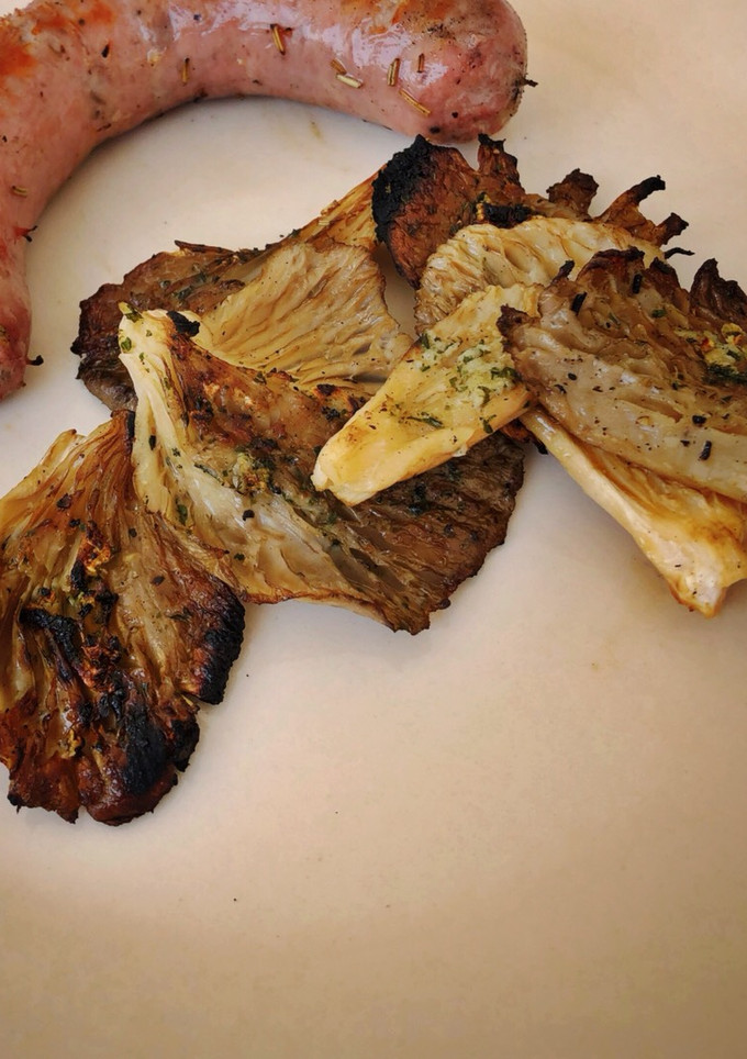 Una foto de Champiñón ostra a la brasa