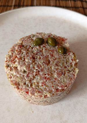 Una foto de Tartar de Fuet en Robot de cocina