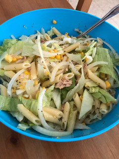 Una foto de Ensalada pasta rápida y fácil