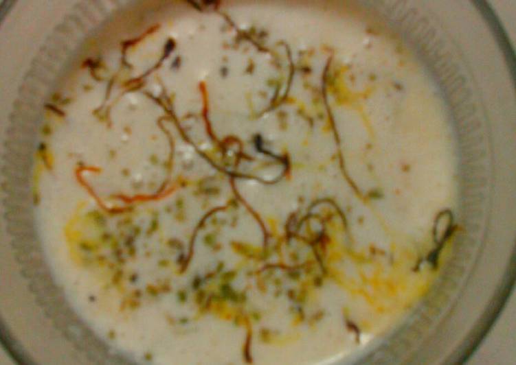 Easiest Way to Prepare Super Quick Homemade Kesriya thandai