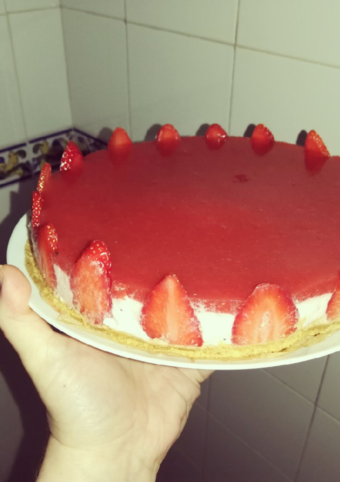 Una foto de Tarta mousse de fresas