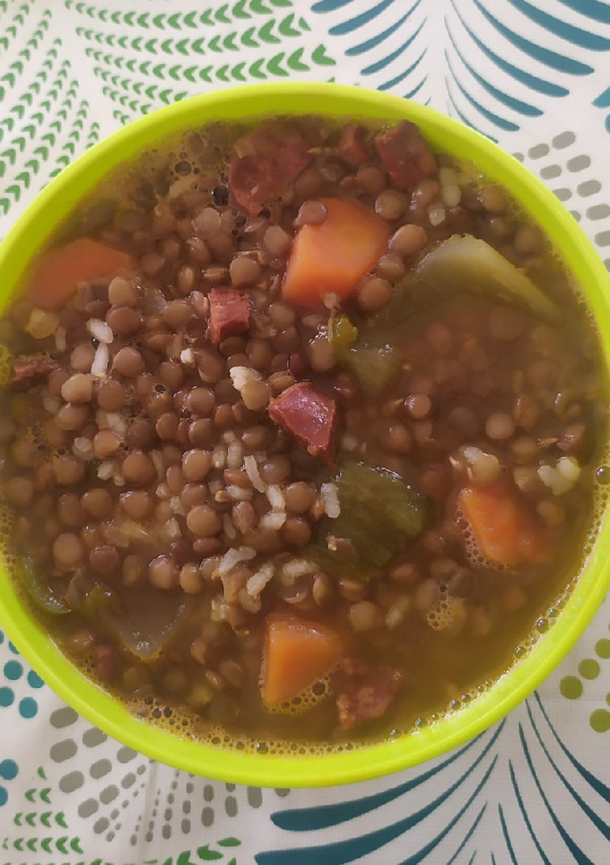 Una foto de Lentejas con arroz