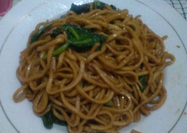  Resep  Mie  goreng simple  favorit suami oleh Fitri Maya 