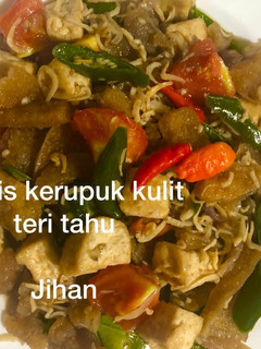 Foto resep Tumis kerupuk kulit teri dan tahu
