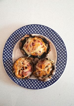 Foto principal de Champi pizzas de jamón serrano
