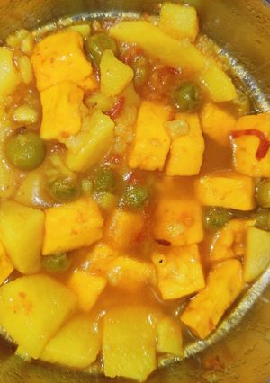 मटर पनीर की सब्जी (matar paneer ki sabzi recipe in Hindi) रेसिपी मुख्य फोटो