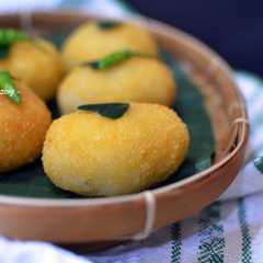 รูปของ LeGor aka Lemper Goreng