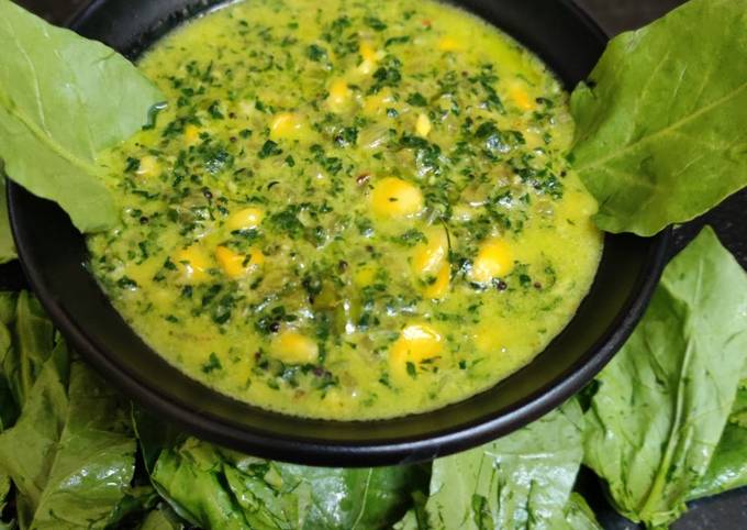 Creamy spinach corn