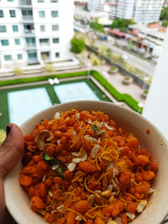 கார சாரமான மிக்ஸர் செய்முறை (Mixture recipe in tamil) செய்முறை முக்கிய புகைப்படம்
