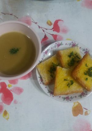 Foto resep Sup Ercis & Garlic Bread