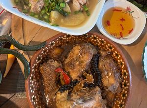 Hình của món Cá hồng kho tiêu.