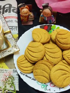 आटा गुड़ मखाना कुकीज़ (atta gur makhana cookies recipe in Hindi) रेसिपी मुख्य फोटो