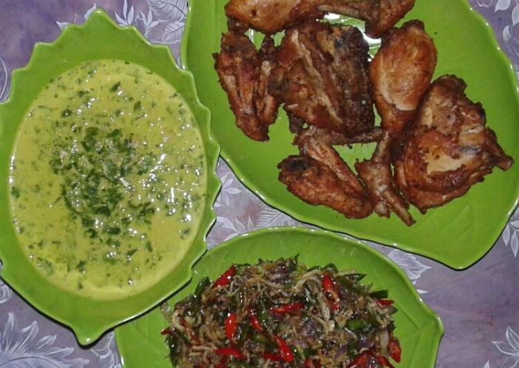 Resep Ayam goreng,gulai daun ubi tumbuk,sambel bawang+teri, Menggugah Selera