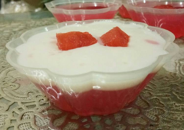 Puding vanilla mix semangka