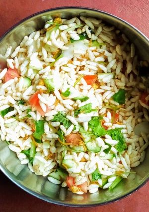 মুড়ি মাখা(muri makha recipe in bengali) রেসিপির প্রধান ছবি