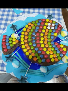 Una foto de Tarta Pescadito de Nutella con Lacasitos