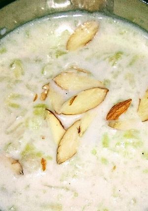 A picture of Lauki kheer.