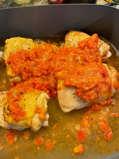 A picture of Tomato sauce.