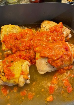 A picture of Tomato sauce.