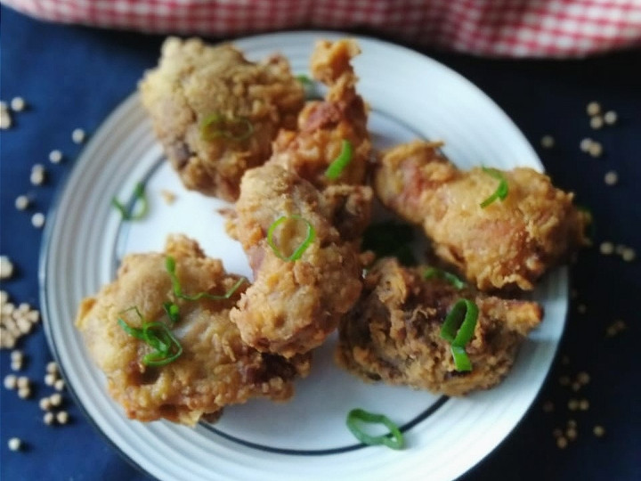 Bagaimana Menyiapkan Ayam goreng ketumbar yang Enak