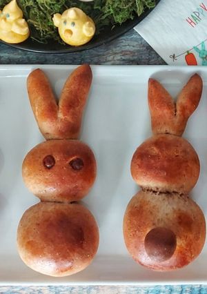 Húsvétra csokival töltött nyuszi kalácsok recept fotója