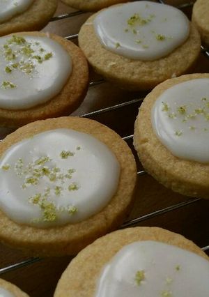 A picture of Vickys 'Put The Lime In The Coconut' Cookies, GF DF EF SF NF.