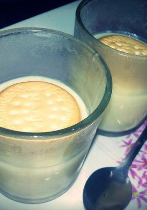 Una foto de Postre rico, fácil y económico