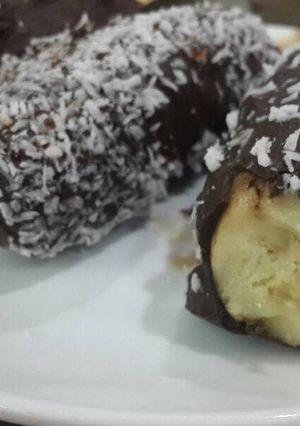 Hình của món Kem chuối phủ chocolate.